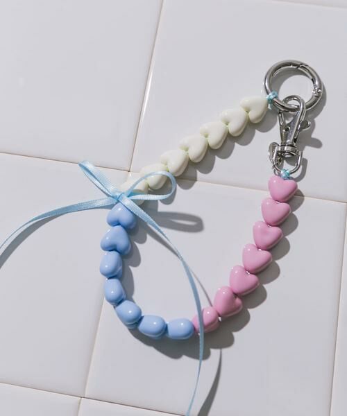 SMELLY / スメリー モバイルケース | カラフルミニハートリボンキーチェーン | 詳細2