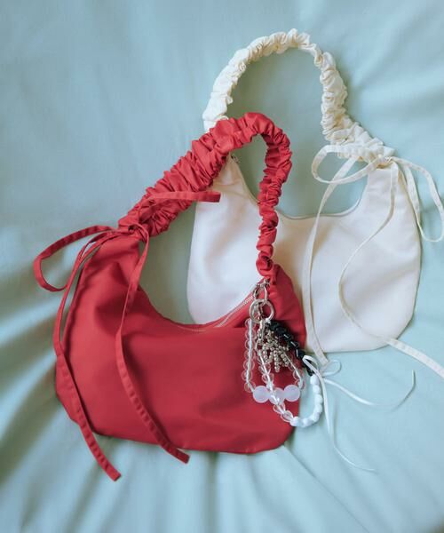 SMELLY / スメリー モバイルケース | カラフルミニハートリボンキーチェーン | 詳細16