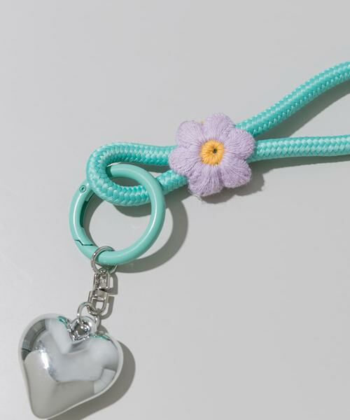 SMELLY / スメリー キーホルダー・ストラップ | ハートモチーフフラワーキーチェーン | 詳細1