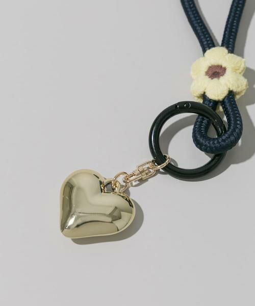 SMELLY / スメリー キーホルダー・ストラップ | ハートモチーフフラワーキーチェーン | 詳細7