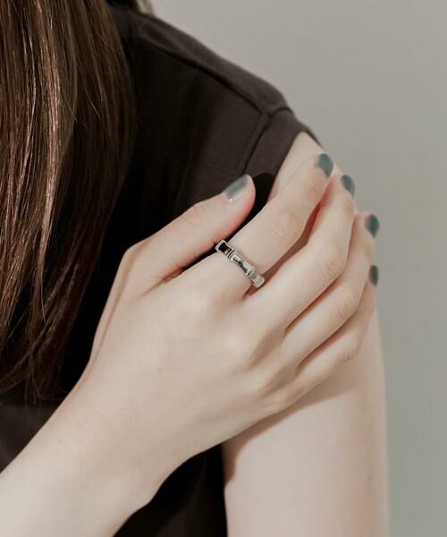 SMELLY / スメリー リング | ステンレスバーティカルラインリング（シルバー）
