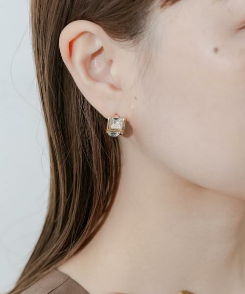 SMELLY / スメリー ピアス・イヤリング | レクタングルカーブビジューピアス | 詳細2