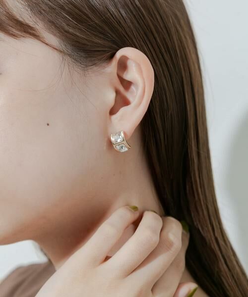 SMELLY / スメリー ピアス・イヤリング | レクタングルカーブビジューピアス | 詳細3