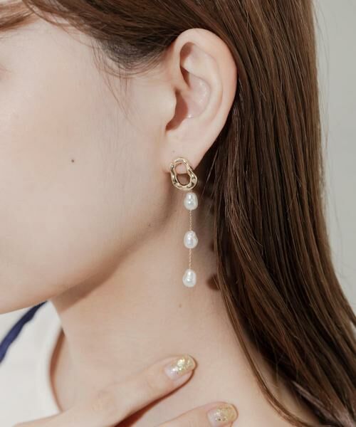SMELLY / スメリー ピアス・イヤリング | トリプルパールチェーンピアス | 詳細1
