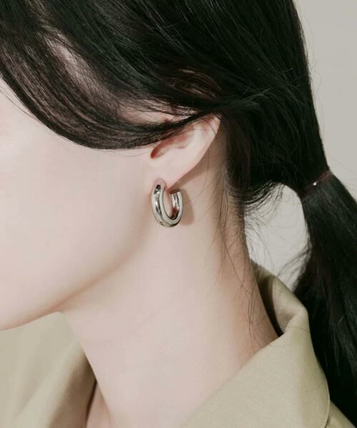 SMELLY / スメリー ピアス・イヤリング | ステンレスワイドフープピアス | 詳細3