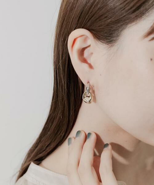 SMELLY / スメリー ピアス・イヤリング | ニュアンスカーブコンビメタルピアス | 詳細4