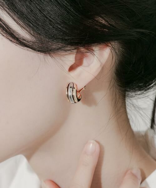 SMELLY / スメリー ピアス・イヤリング | コンビメタルフープイヤリング | 詳細1