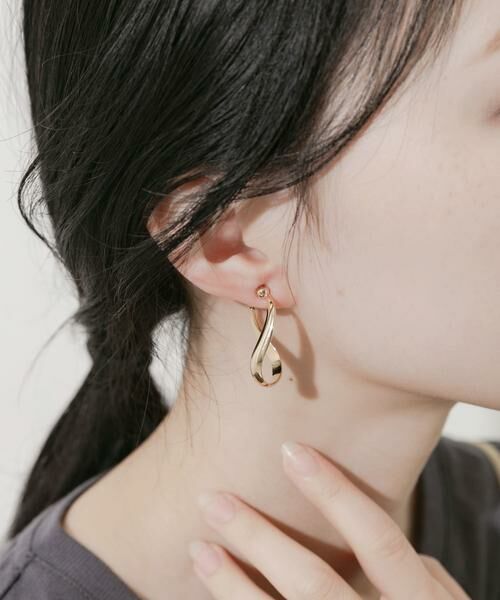 SMELLY / スメリー ピアス・イヤリング | メタルツイストフープイヤリング | 詳細1