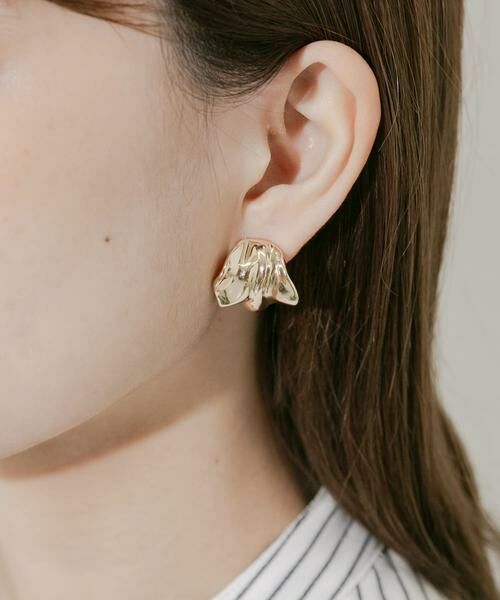 SMELLY / スメリー ピアス・イヤリング | ニュアンスワイドメタルイヤリング | 詳細1