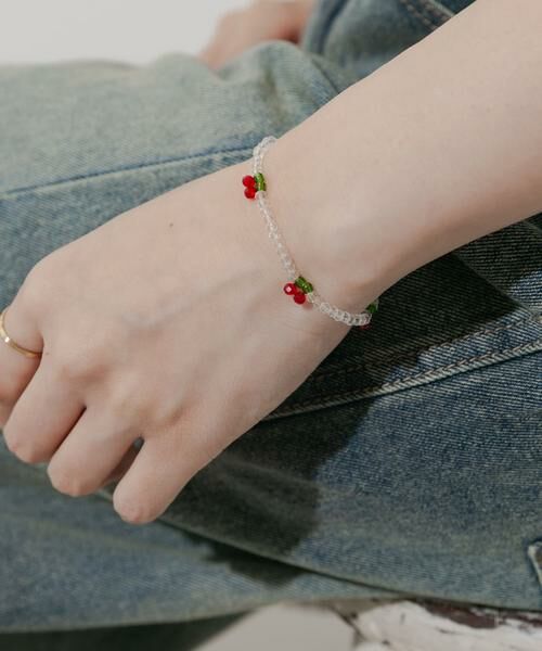 SMELLY / スメリー ブレスレット・バングル | チェリーモチーフクリアビーズブレスレット | 詳細4