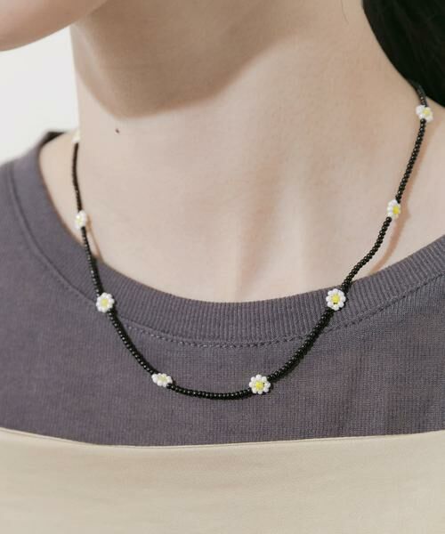 SMELLY / スメリー ネックレス・ペンダント・チョーカー | ステンレスフラワーモチーフビーズネックレス | 詳細9