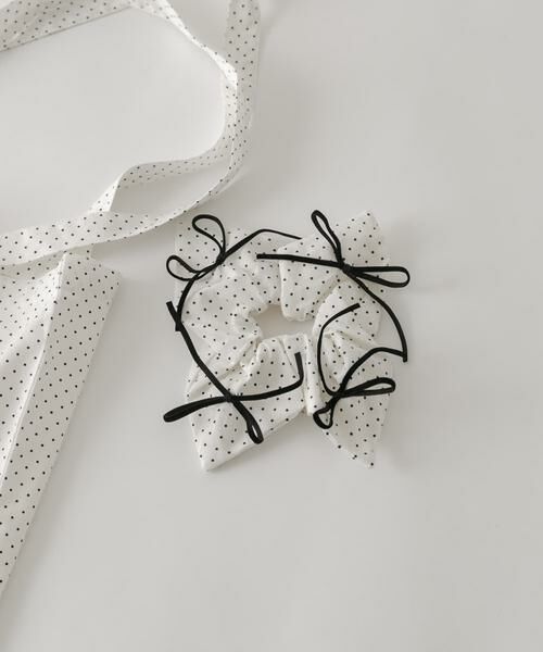 SMELLY / スメリー ヘアゴム・シュシュ | ベロアリボンドットスクエアシュシュ（ホワイト系その他）