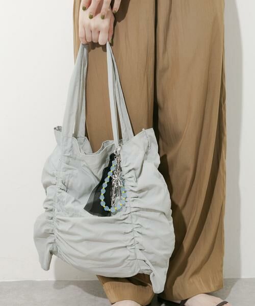 SMELLY / スメリー キーホルダー・ストラップ | カラービーズフラワーキーチェーン | 詳細2