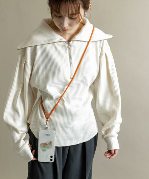 SMELLY / スメリー モバイルケース | カラースマホショルダー | 詳細1