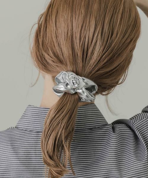 SMELLY / スメリー ヘアゴム・シュシュ | フェイクレザーローズシュシュ | 詳細6