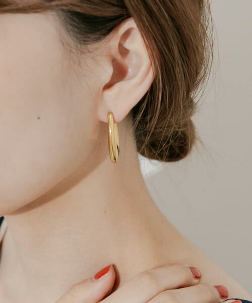 SMELLY / スメリー ピアス・イヤリング | ステンレスオーバルフープピアス | 詳細1