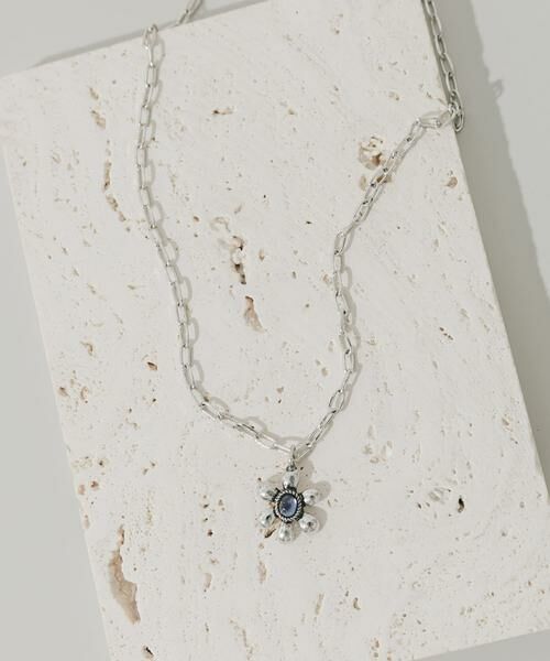 SMELLY / スメリー ネックレス・ペンダント・チョーカー | ストーンフラワーチャームネックレス | 詳細1