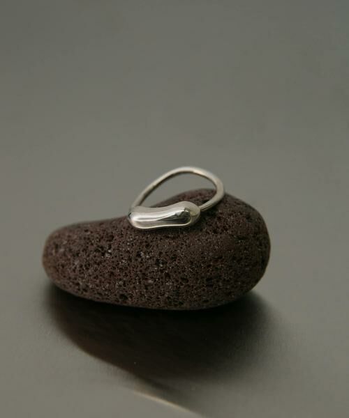 SMELLY / スメリー リング | SMELLY so’　plump curved line ring | 詳細2