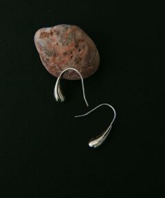 SMELLY / スメリー ピアス・イヤリング | SMELLY so　drop hook pierce