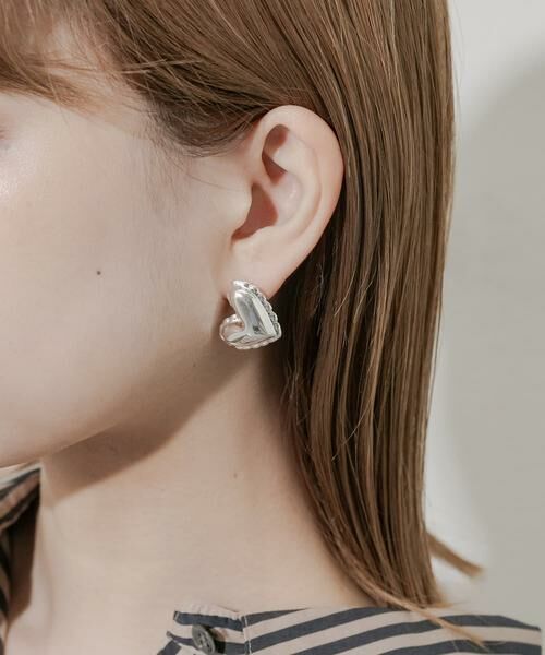 SMELLY / スメリー ピアス・イヤリング | プックリメタルハートピアス | 詳細3