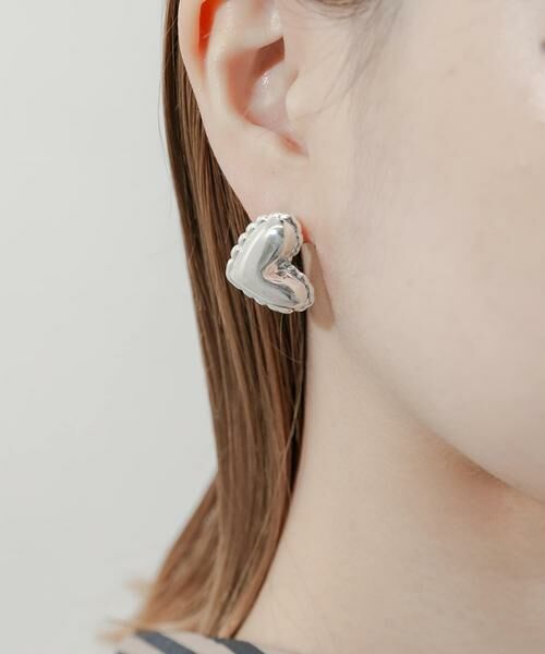 SMELLY / スメリー ピアス・イヤリング | プックリメタルハートピアス | 詳細6