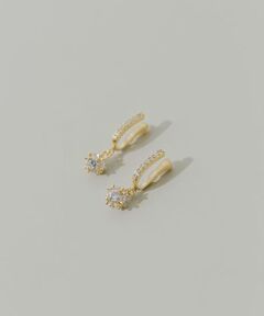 SMELLY / スメリー ピアス・イヤリング | スクエアビジューオメガイヤリング