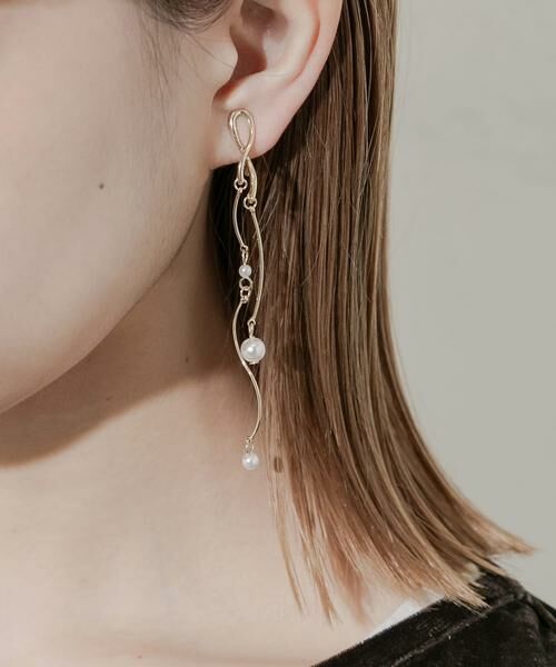SMELLY / スメリー ピアス・イヤリング | ウェーブパールスウィングイヤリング | 詳細1