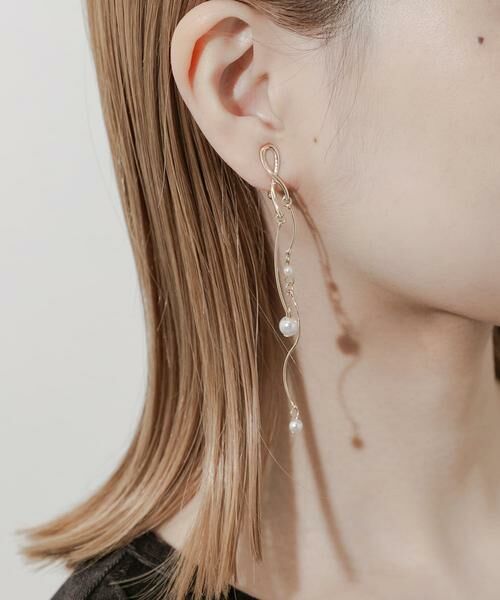 SMELLY / スメリー ピアス・イヤリング | ウェーブパールスウィングイヤリング | 詳細2