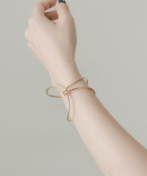 SMELLY / スメリー ブレスレット・バングル | ニュアンスメタルクロスバングル | 詳細2