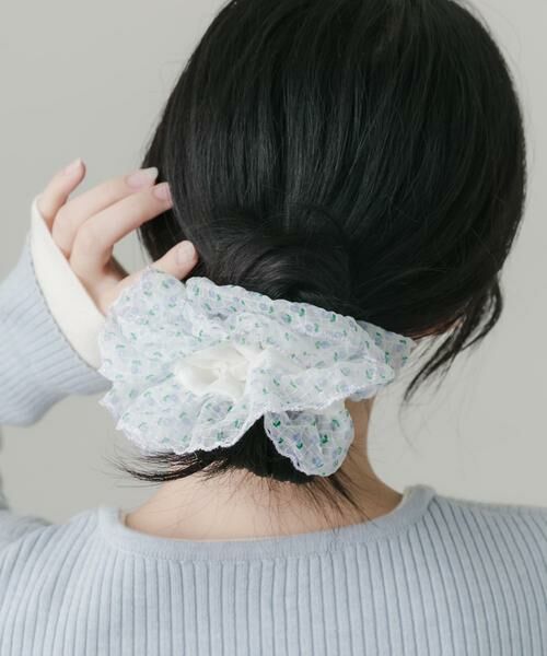 SMELLY / スメリー ヘアゴム・シュシュ | ミニフラワーシアーボリュームシュシュ | 詳細4