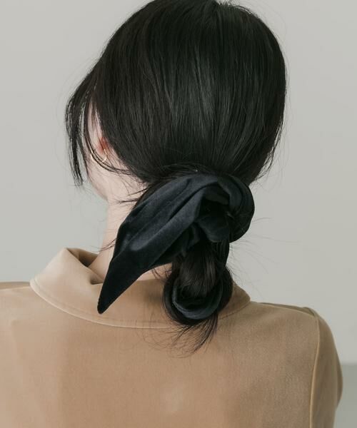 SMELLY / スメリー ヘアゴム・シュシュ | ベロアマルチWAYヘアカフ | 詳細5