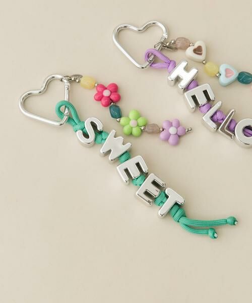 SMELLY / スメリー キーホルダー・ストラップ | カラフルビーズワードキーチェーン | 詳細1