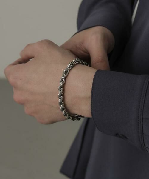 SMELLY / スメリー ブレスレット・バングル | ツイストチェーンマンテルブレスレット | 詳細1