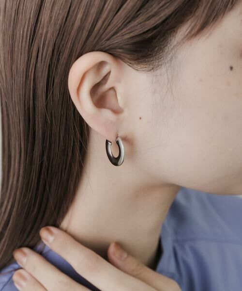 SMELLY / スメリー ピアス・イヤリング | スィンフープピアス | 詳細9