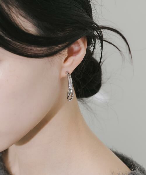 SMELLY / スメリー ピアス・イヤリング | ニュアンスメタルレイヤードフープピアス | 詳細4