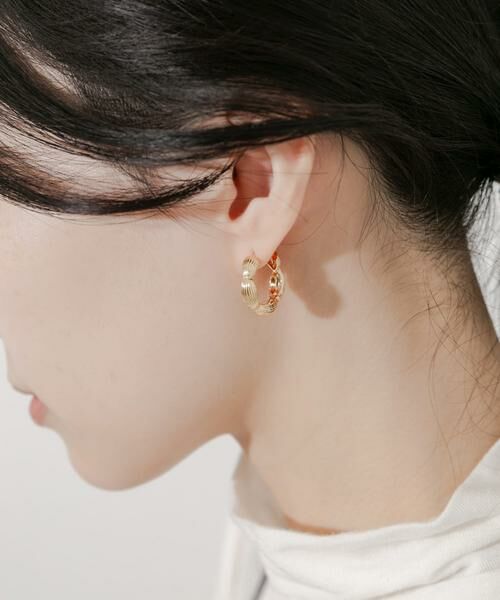 SMELLY / スメリー ピアス・イヤリング | メタルラインデザインフープワンタッチピアス | 詳細5