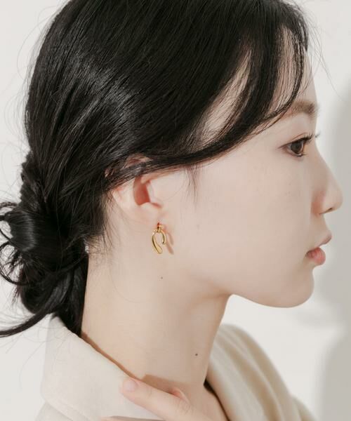 SMELLY / スメリー ピアス・イヤリング | ステンレスプランプUラインピアス | 詳細5