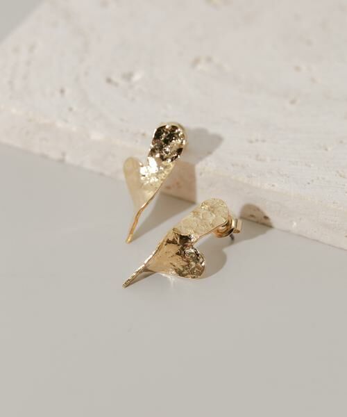 SMELLY / スメリー ピアス・イヤリング | ツイストハートピアス | 詳細1