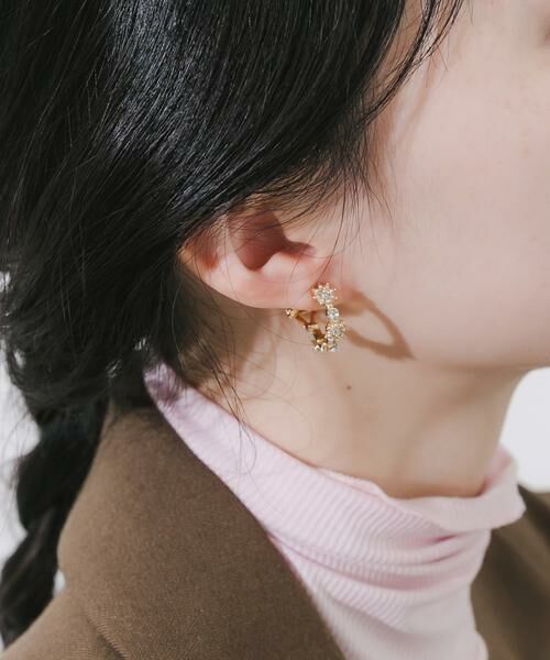 SMELLY / スメリー ピアス・イヤリング | フラワービジューフープイヤリング | 詳細4