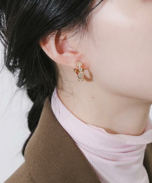 SMELLY / スメリー ピアス・イヤリング | フラワービジューフープイヤリング | 詳細5