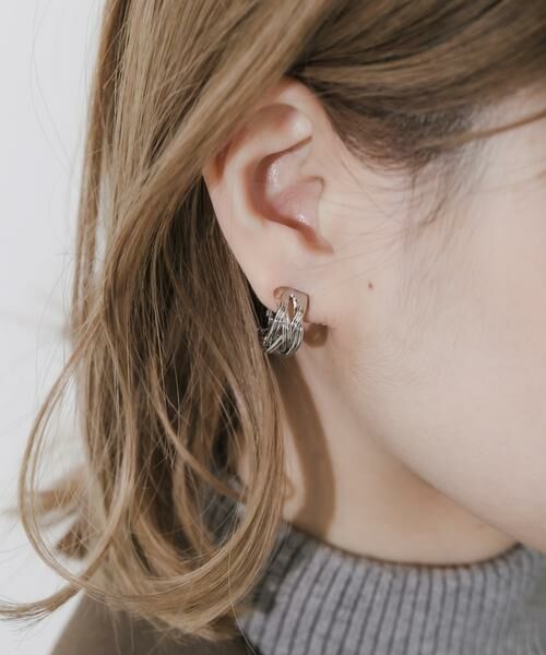 SMELLY / スメリー ピアス・イヤリング | ブレイドフープイヤリング | 詳細1