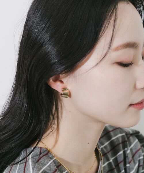 SMELLY / スメリー ピアス・イヤリング | フリルデザインフープイヤリング | 詳細6