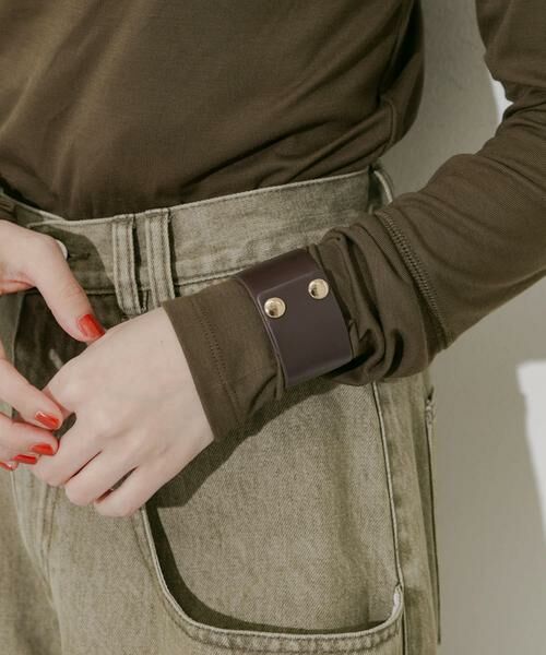 SMELLY / スメリー ブレスレット・バングル | レザーワイドブレスレット | 詳細5