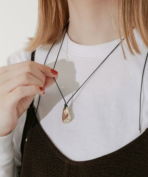 SMELLY / スメリー ネックレス・ペンダント・チョーカー | ニュアンスメタルトップコードネックレス | 詳細1