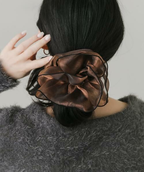 SMELLY / スメリー ヘアゴム・シュシュ | バイカラーシアーボリュームシュシュ | 詳細4