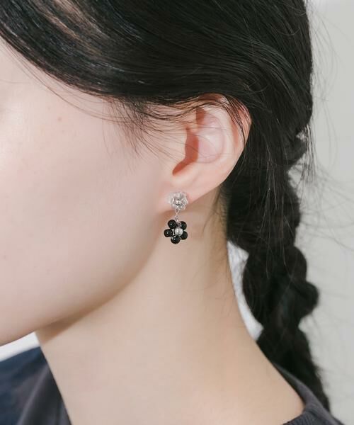 SMELLY / スメリー ピアス・イヤリング | フラワービーズピアス | 詳細5