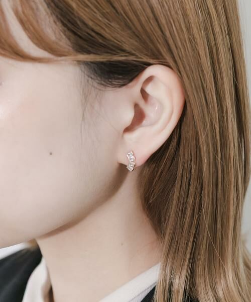 SMELLY / スメリー ピアス・イヤリング | ミニビジューピアス | 詳細2