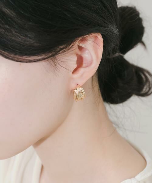 SMELLY / スメリー ピアス・イヤリング | レイヤードラインフープピアス | 詳細4