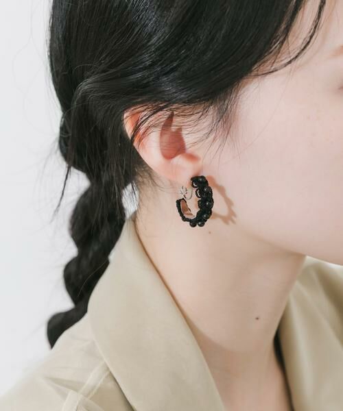 SMELLY / スメリー ピアス・イヤリング | ビーズレースフープイヤリング | 詳細2