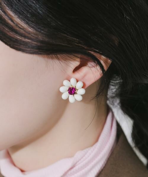 SMELLY / スメリー ピアス・イヤリング | カラービーズフラワーイヤリング | 詳細3